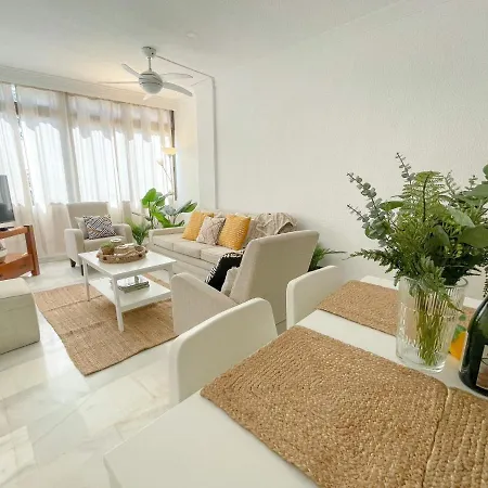 Apartment Pedregalejo Playa *