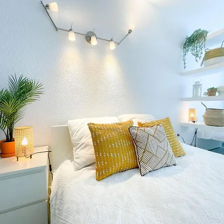 Pedregalejo Playa Apartment Malaga